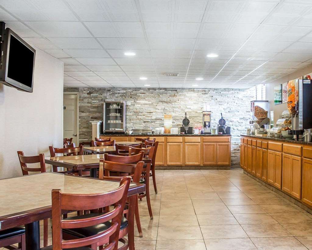 Baymont By Wyndham Scranton Dunmore Restoran gambar
